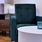 Rzeszowska 5 Apt. 3 * Kraków