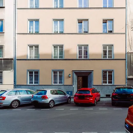 Rzeszowska 5 Apt. 3 * Krakow